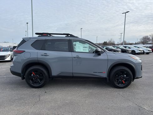New 2026 Nissan Rogue SV image 4