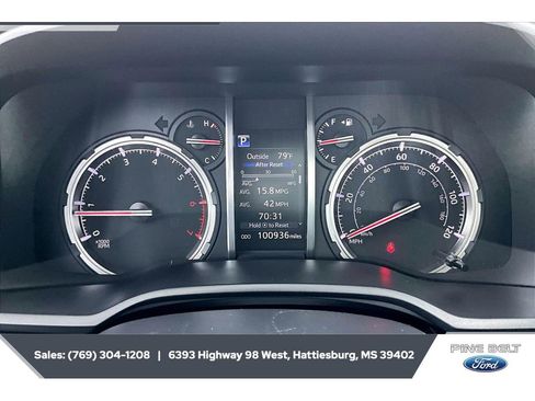 Used 2020 Toyota 4Runner TRD Off-Road AWD/4WD image 14
