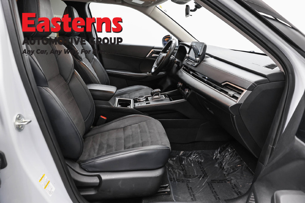 Used 2024 Mitsubishi Outlander SE AWD/4WD image 25
