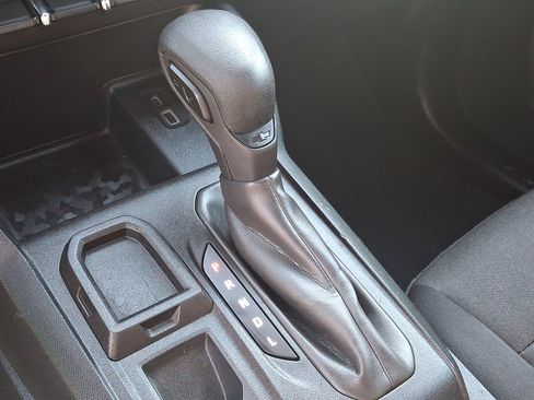 Used 2023 Chevrolet Colorado W/T RWD image 14