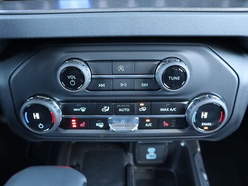 New 2025 Ford Bronco Big Bend image 7