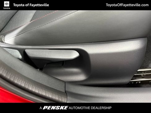 New 2026 Toyota Prius Plug-In Hybrid FWD image 9