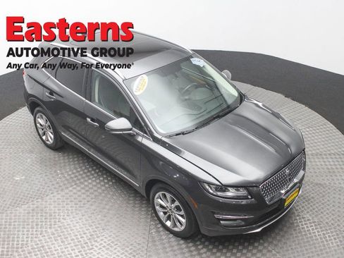 Used 2019 Lincoln MKC Select w/ Select Plus Package image 3