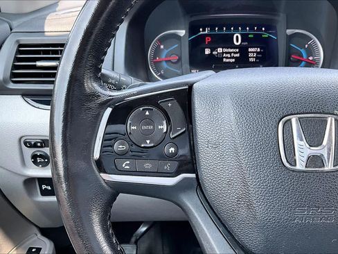 Certified 2020 Honda Pilot Touring image 24