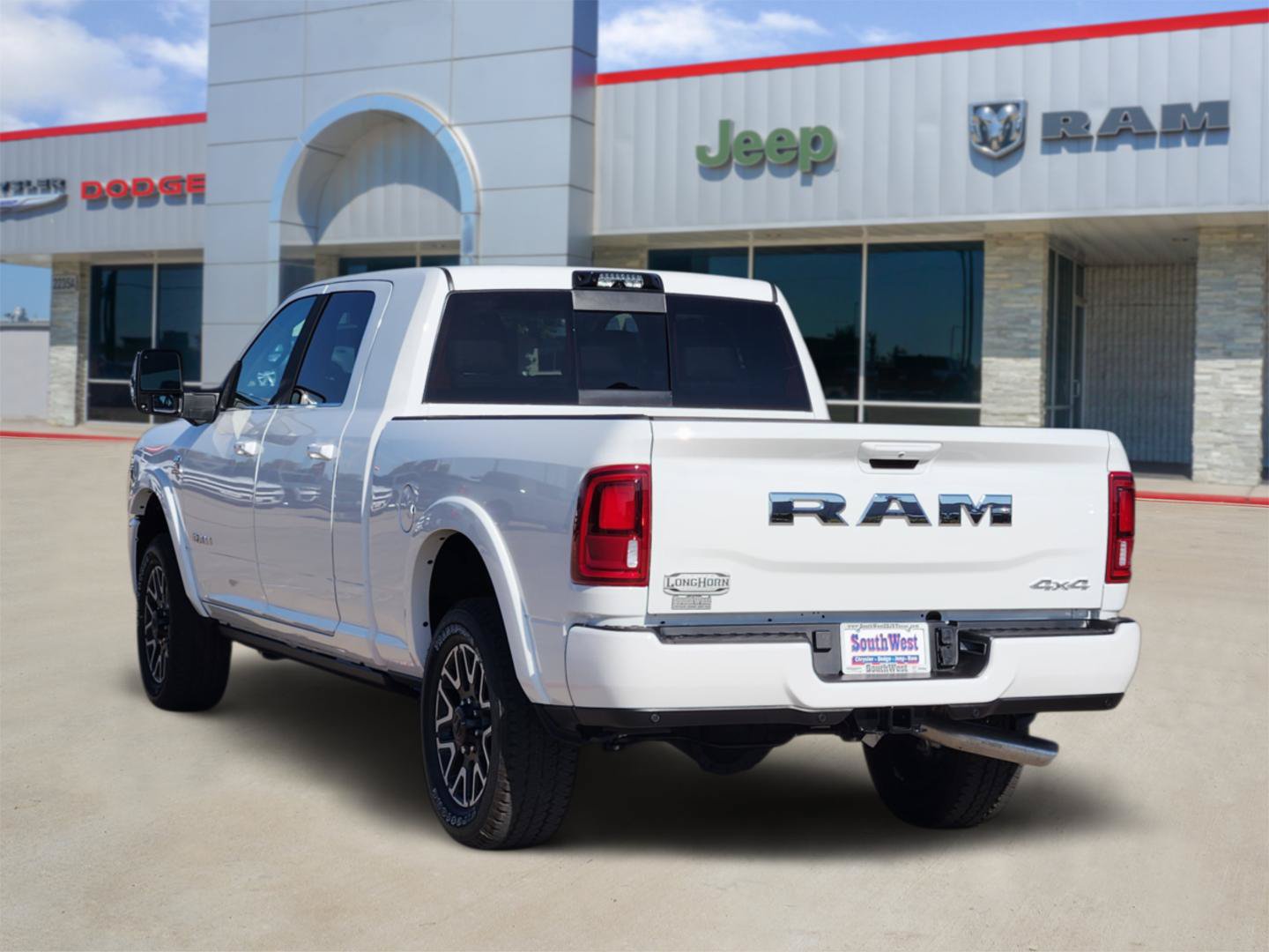 New 2027 RAM 2500 Limited AWD/4WD image 4
