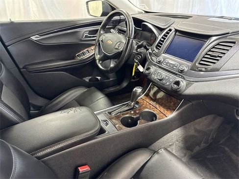 Certified 2015 Chevrolet Impala LT w/ Convenience Package image 25