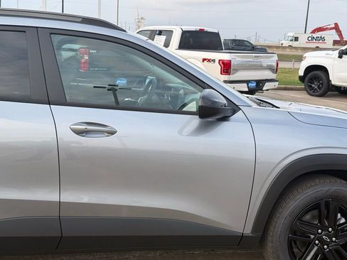 New 2026 Chevrolet Trax ACTIV w/ Sunroof Package image 8