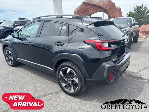 Used 2024 Subaru Crosstrek 2.5i Limited AWD/4WD image 8