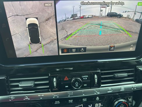 New 2026 Nissan Pathfinder Platinum image 26