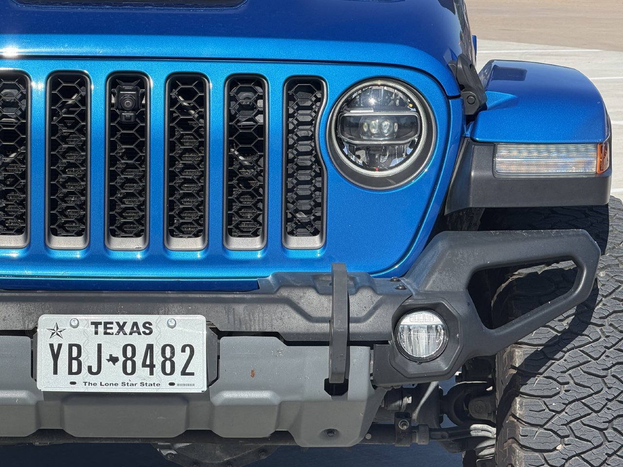 Used 2021 Jeep Gladiator Mojave AWD/4WD image 8