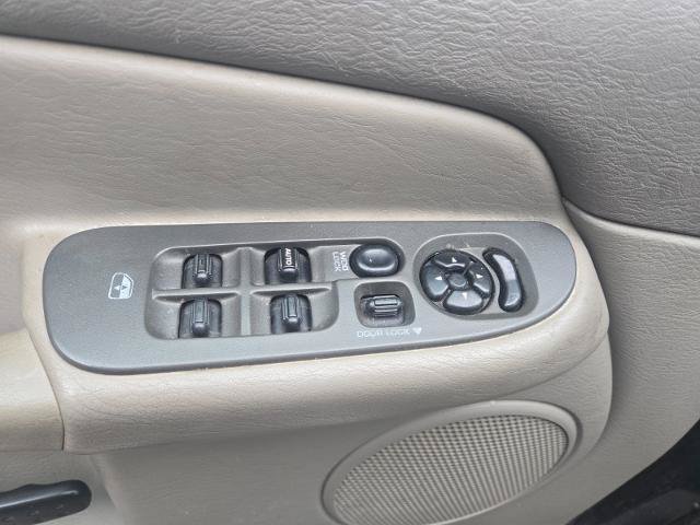 Used 2004 Dodge Ram 2500 Truck SLT AWD/4WD image 19