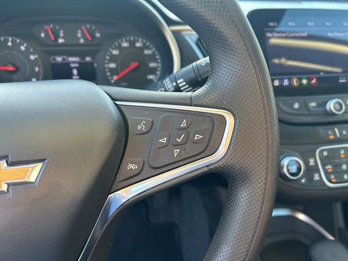 Used 2024 Chevrolet Malibu LT image 18