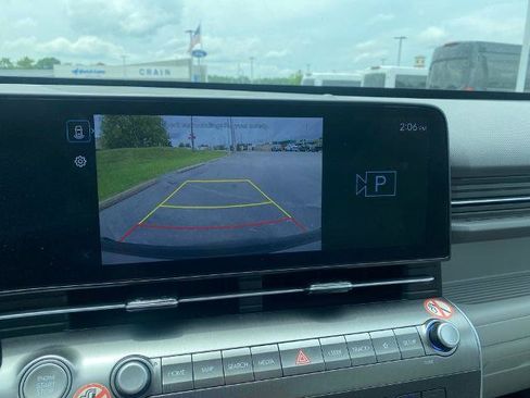 Used 2025 Hyundai Kona SEL FWD image 22
