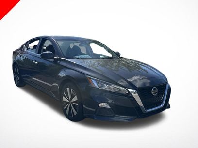 Used 2021 Nissan Altima 2.5 SV