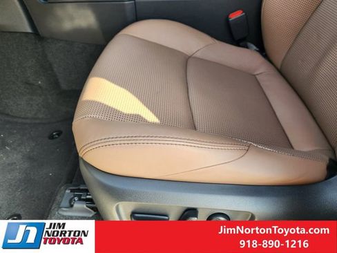 New 2026 Toyota 4Runner Limited image 18