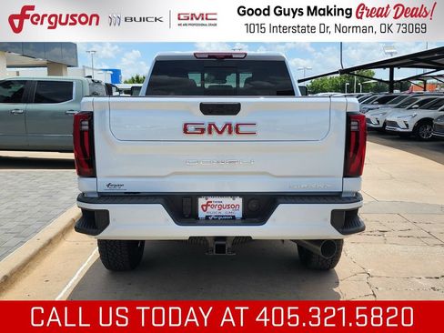 New 2026 GMC Sierra 2500 Denali w/ Denali Reserve Package AWD/4WD image 4