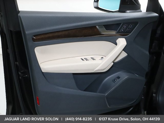 Used 2019 Audi Q5 2.0T Premium w/ Convenience Package AWD/4WD image 33