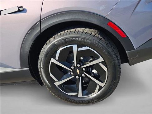 New 2026 Chevrolet Equinox EV LT image 10