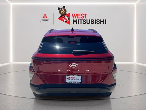Used 2024 Hyundai Kona SEL FWD image 6
