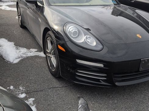 Used 2014 Porsche Panamera 4 image 3