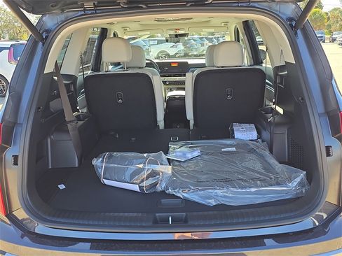 New 2025 Kia Telluride S image 12