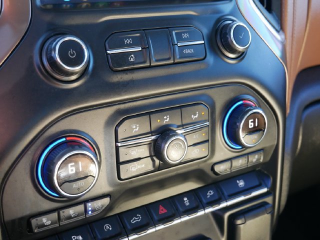 Used 2019 Chevrolet Silverado 1500 High Country w/ Technology Package AWD/4WD image 20