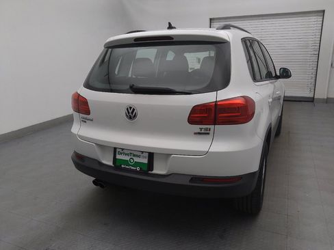 Used 2017 Volkswagen Tiguan Limited w/ Premium Package image 7