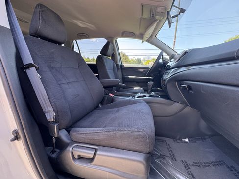 Used 2018 Honda Pilot EX image 13