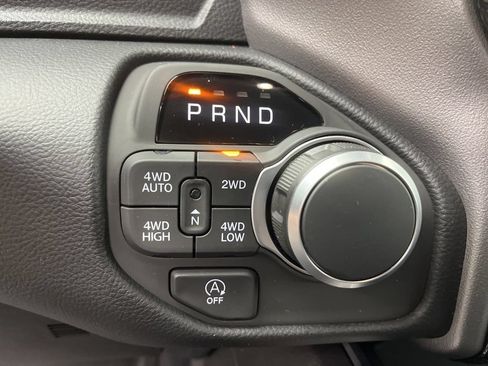 New 2026 RAM 1500 Big Horn AWD/4WD image 14
