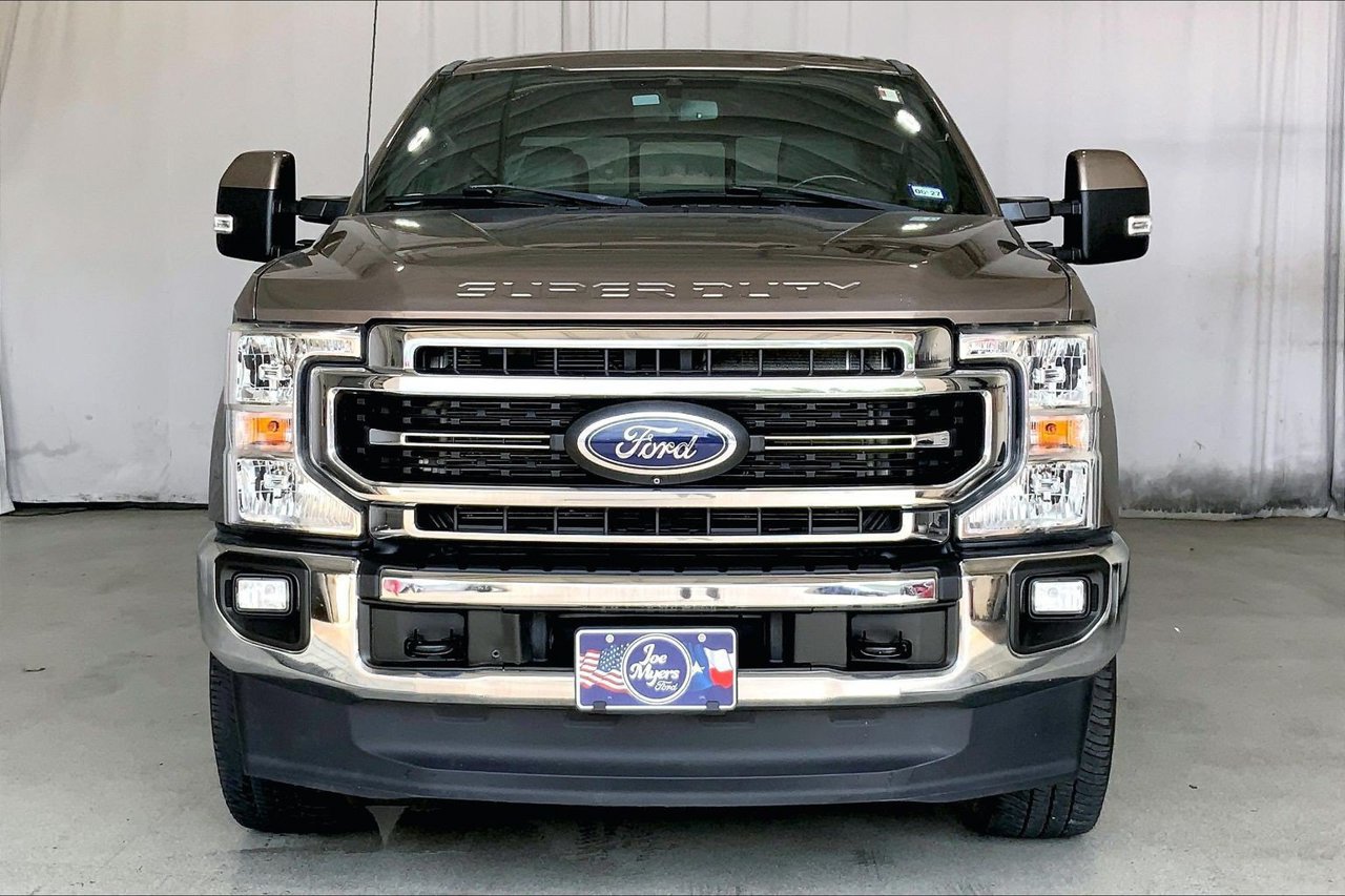 Used 2022 Ford F350 Lariat w/ Lariat Ultimate Package AWD/4WD image 3