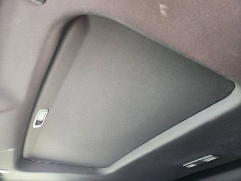 Used 2022 GMC Sierra 1500 AT4 w/ AT4 Premium Package image 27