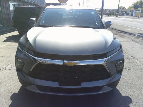 Used 2023 Chevrolet Blazer LT image 9