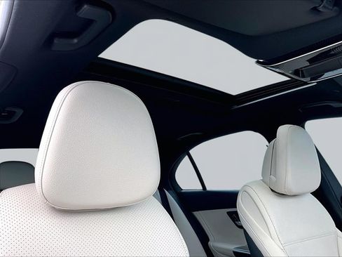 Certified 2022 Mercedes-Benz C 300 Sedan image 17