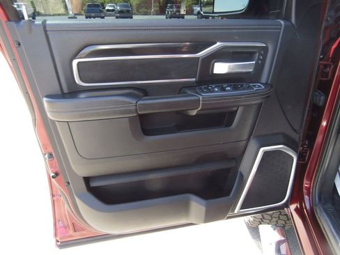 Used 2022 RAM 3500 Laramie AWD/4WD image 20