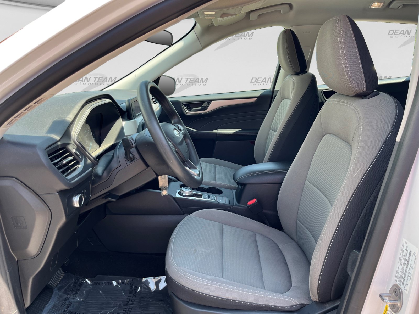 Used 2022 Ford Escape S AWD/4WD image 9