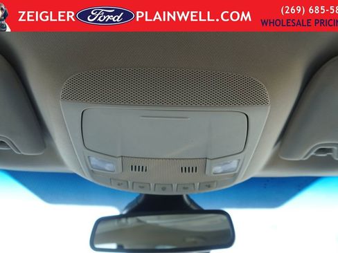 Used 2024 Ford Edge SEL image 31