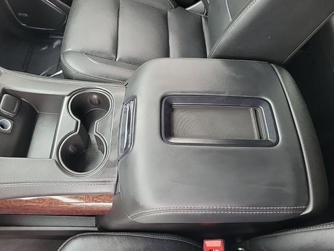 Used 2020 GMC Yukon SLT w/ Open Road Package image 52