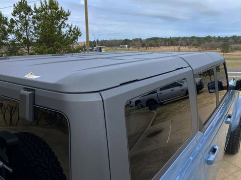 Used 2023 Ford Bronco Outer Banks image 10