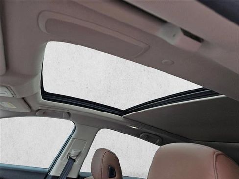 Used 2025 Acura RDX SH-AWD w/ Technology Package image 9