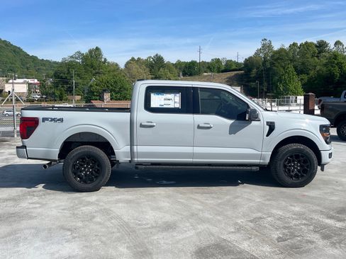 New 2026 Ford F150 XLT AWD/4WD image 2