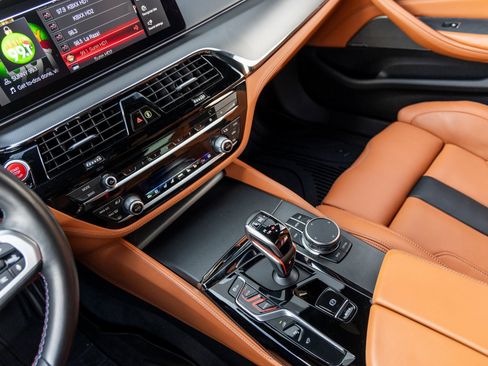 Used 2022 BMW M5 w/ Competition Package image 32