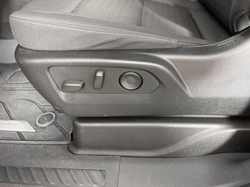 Certified 2024 Chevrolet Tahoe LS image 24