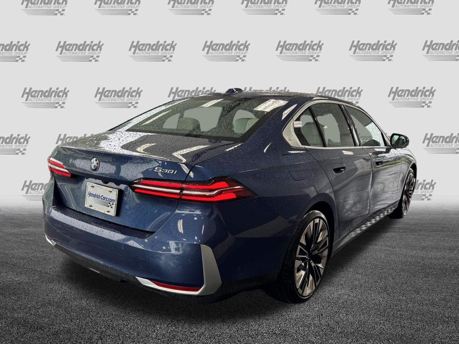 Certified 2024 BMW 530i RWD image 11