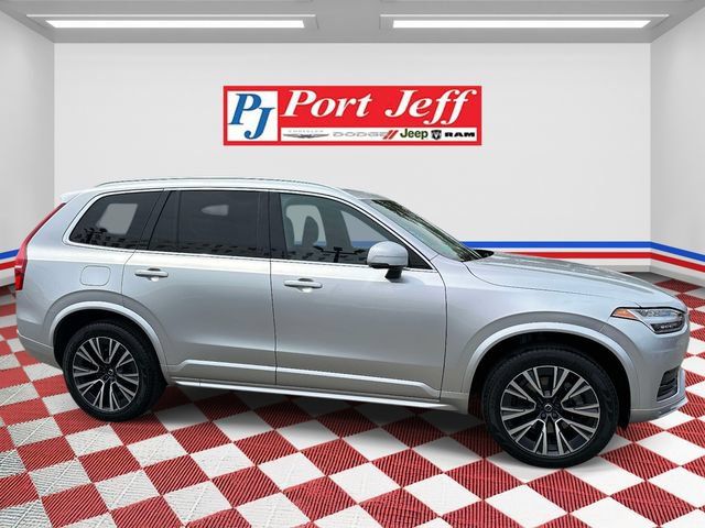 Used 2022 Volvo XC90 T6 Momentum w/ Climate Package AWD/4WD image 3