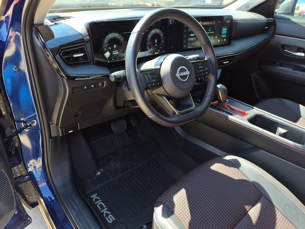Certified 2025 Nissan Kicks SR w/ SR Premium Package FWD image 18