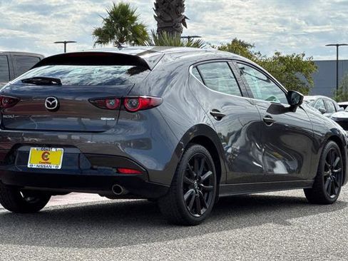 Used 2021 MAZDA MAZDA3 s image 4