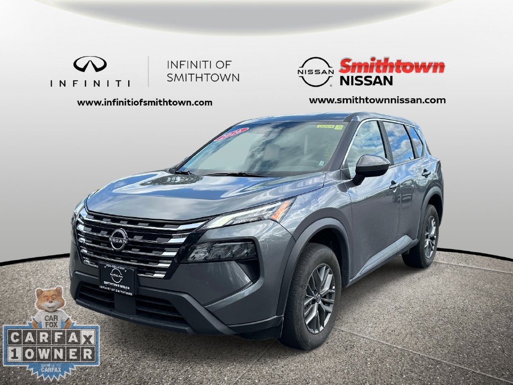 Used 2026 Nissan Rogue SV AWD/4WD image 3