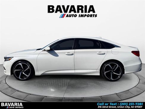 Used 2020 Honda Accord Sport image 2