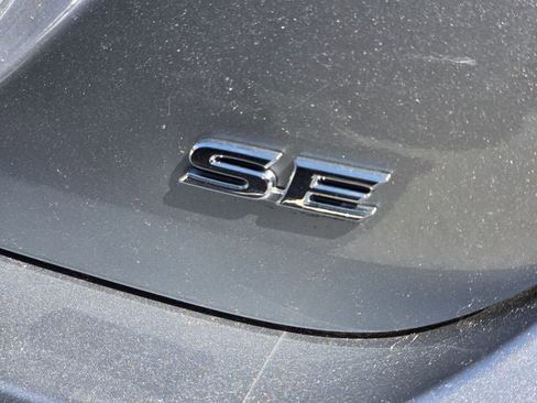 Used 2024 Toyota Camry SE image 16