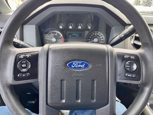 Used 2015 Ford F250 XLT image 11